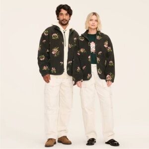Woolrich X Target Unisex Floral
Fleece Zip Jacket NWT Olive Green size small